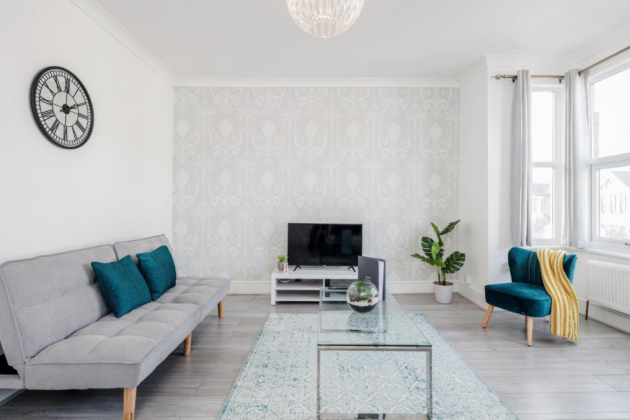 Business & Leisure 2 Bedroom & Parking By Damask Homes Ilford Exteriér fotografie